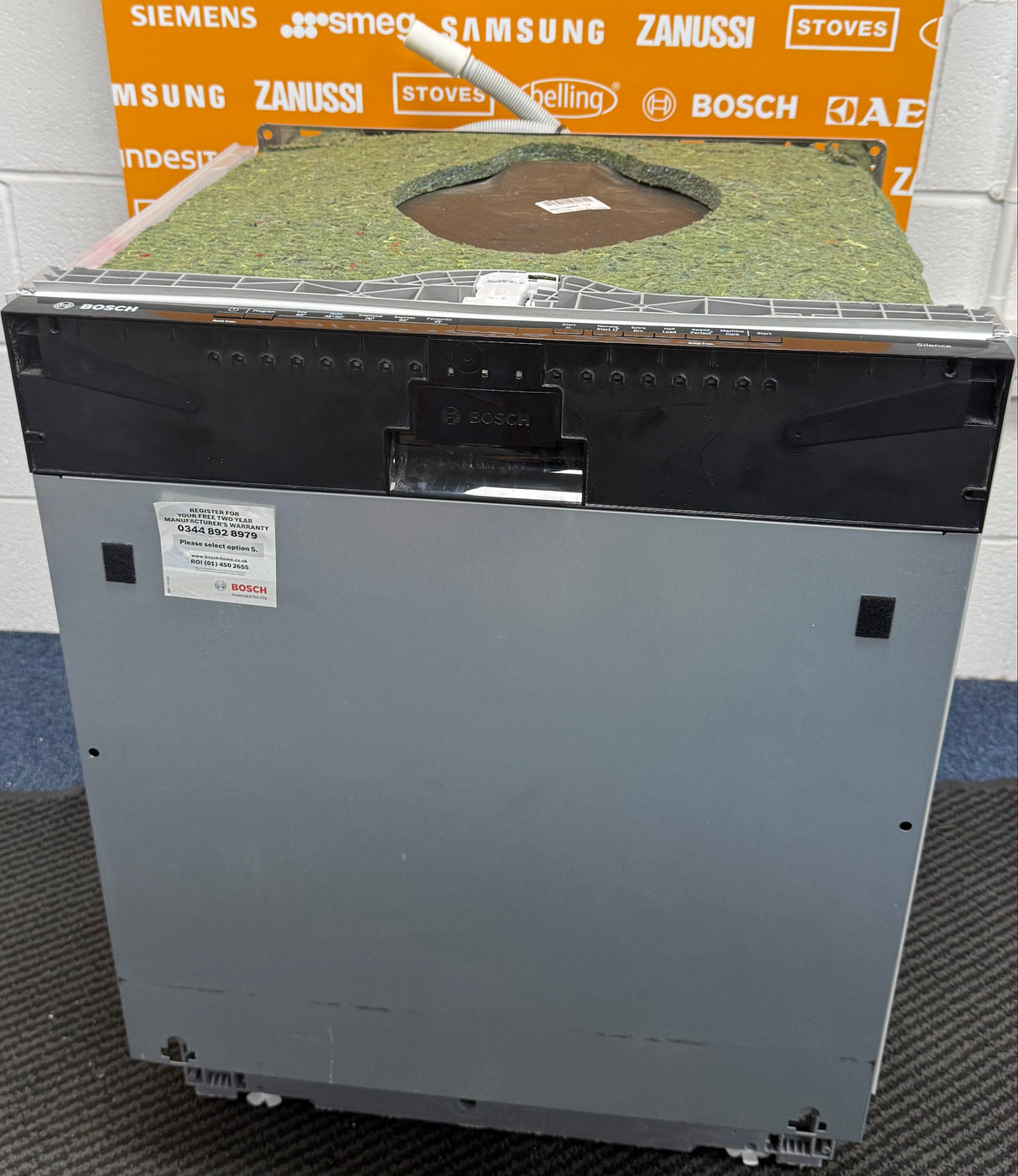 Bosch Series 2 SMV2HTX02G (28) 60cm Fully Integrated Dishwasher with Wi-Fi Enabled HomeConnect - D Rated - (Ex Display) - HW182428