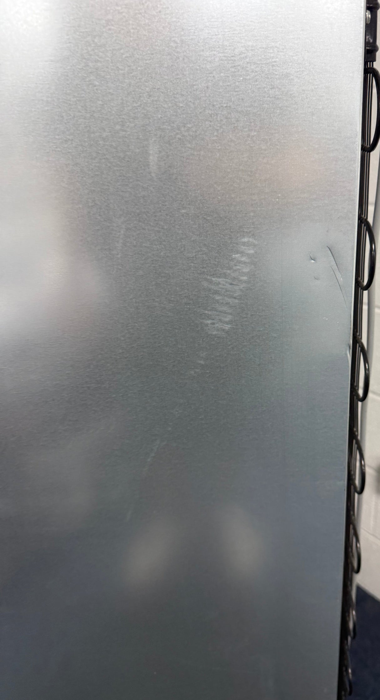 Beko BCFD4V50 (92) 50/50 Frost Free HarvestFresh™ Integrated Fridge Freezer with Sliding Hinge - E Rated - (Ex Display) - HW182592