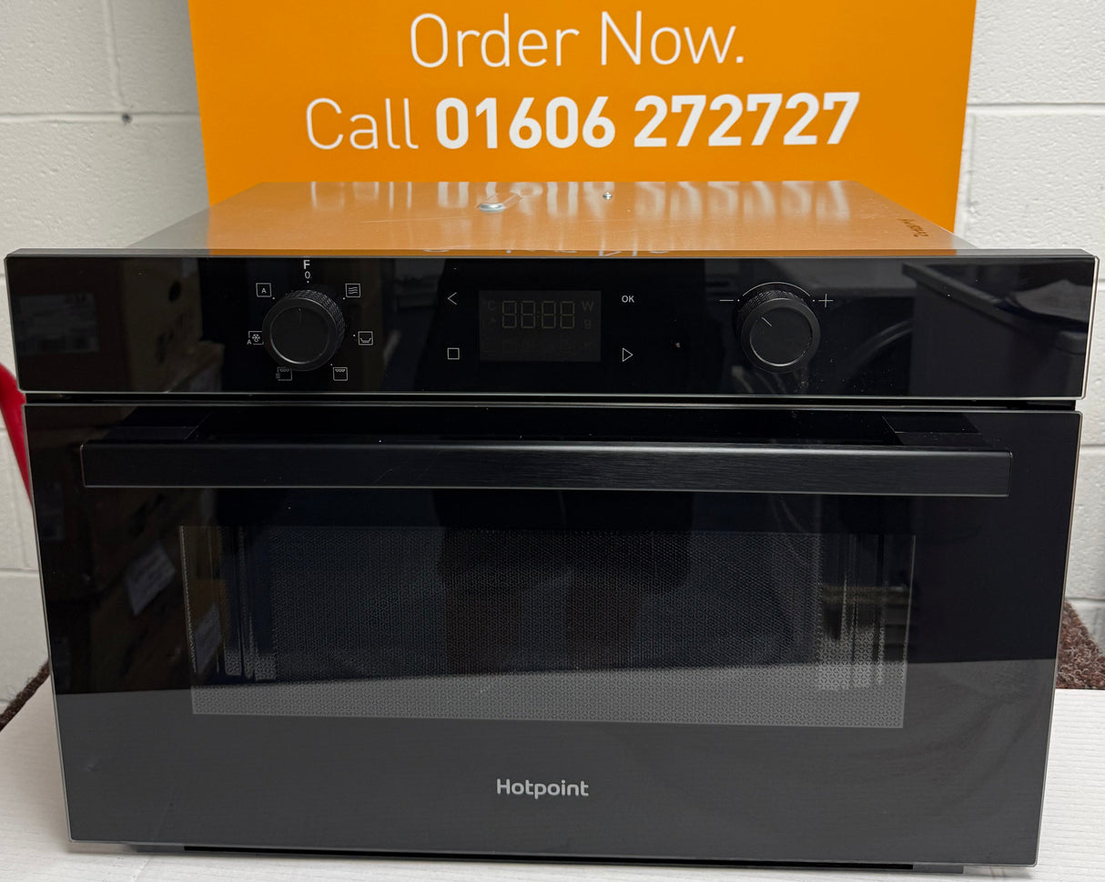 Hotpoint HPD 254CR BUK (92) 1000W 31 Litre Built-in Microwave and Grill in Black - (Blemished) - HW182492