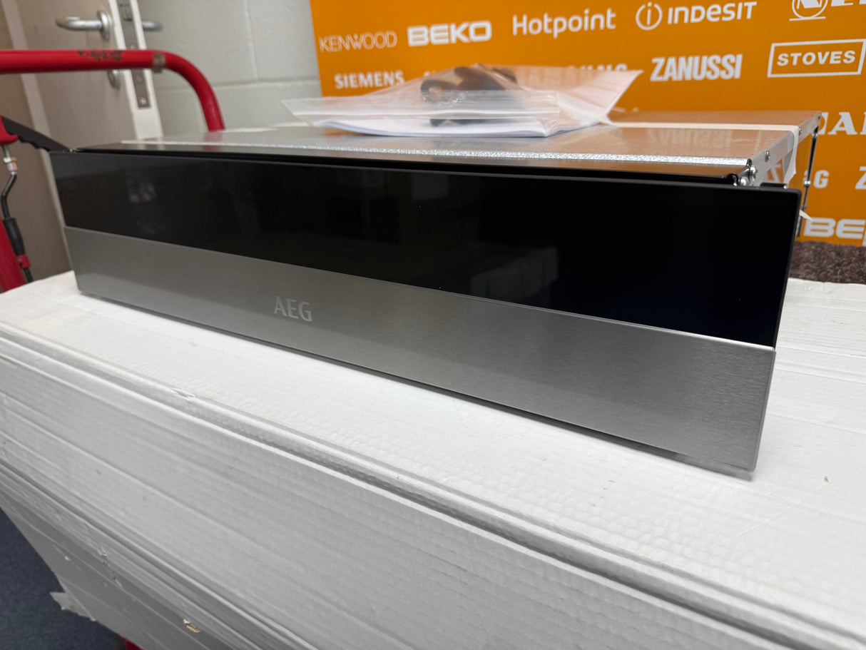 AEG KDK911424M 14cm Warming Drawer in Stainless Steel and Black EX DISPLAY - HW182203