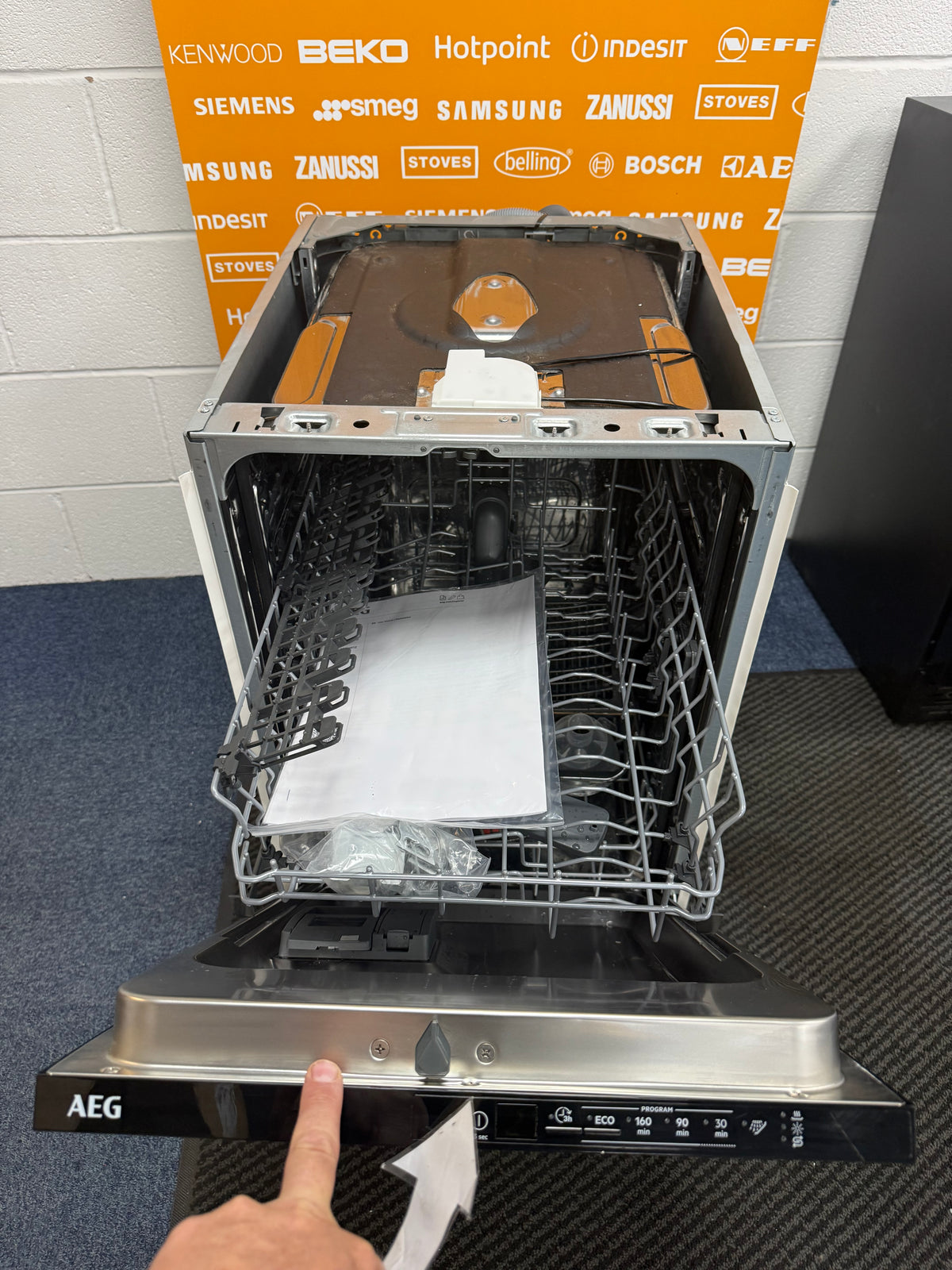 AEG FSX51407Z (66) Series 5000 AirDry 45cm Integrated Slimline Dishwasher with Black Control Panel - (Graded) - HW182788