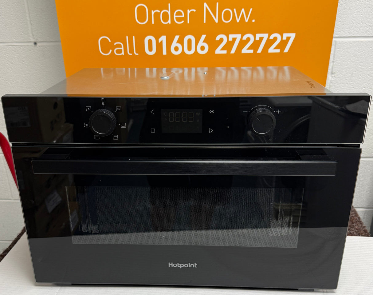 Hotpoint HPD 254CR BUK (92) 1000W 31 Litre Built-in Microwave and Grill in Black - (Blemished) - HW182492