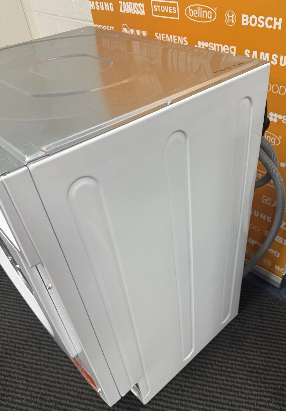 Hotpoint BI WMHG 91485 UK (11) 9KG 1400RPM Integrated Washing Machine - (Blemished) - HW182411