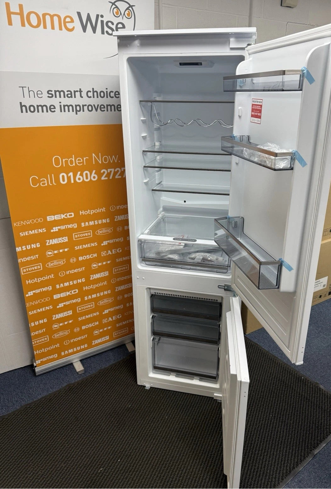 CDA FW727 (47) 70/30 Integrated Frost Free Fridge Freezer - E Rated - (Ex Display) - HW182547S