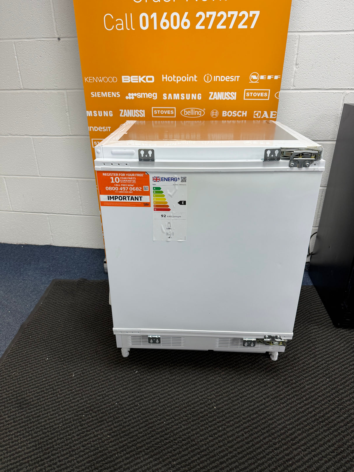 Beko BLS4682 (75) Integrated Undercounter 82cm Larder Fridge with Fixed Door Hinge - E Rated - (Tatty Box) - HW182475