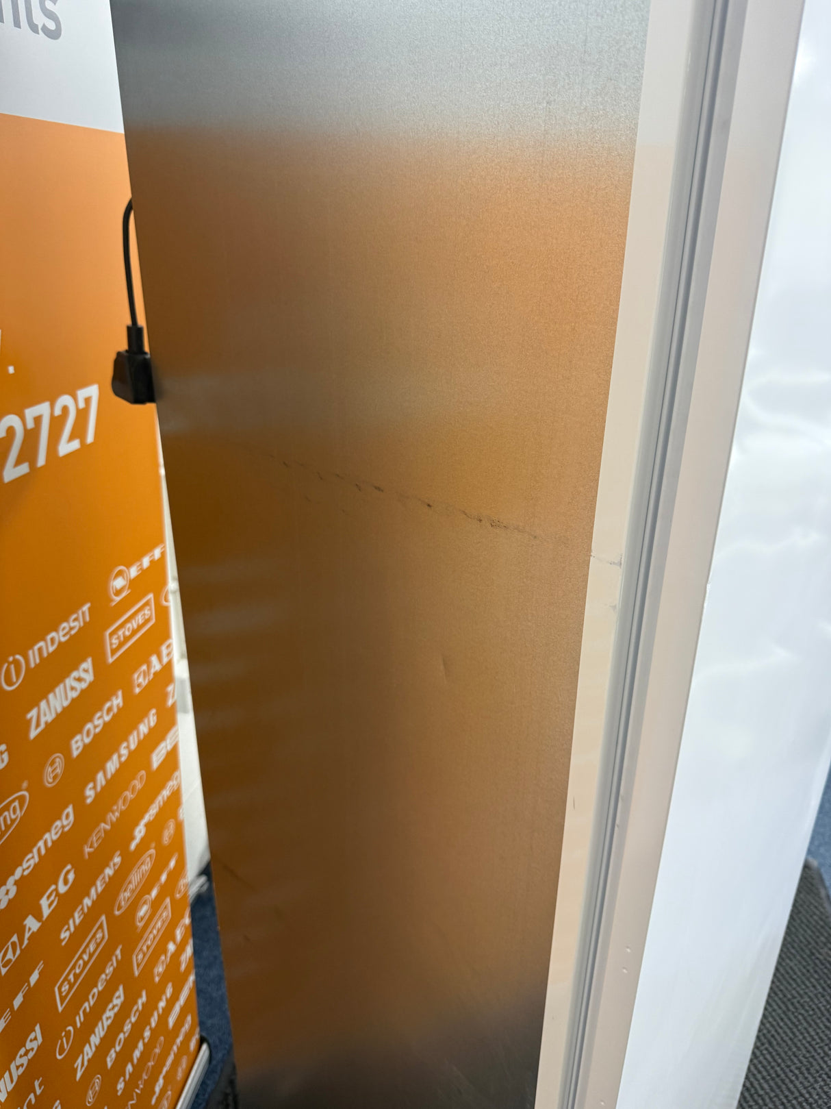 Hotpoint HTSD18A011A1 306 Litre Tall Integrated Larder Fridge - E Rated ex display - HW182424