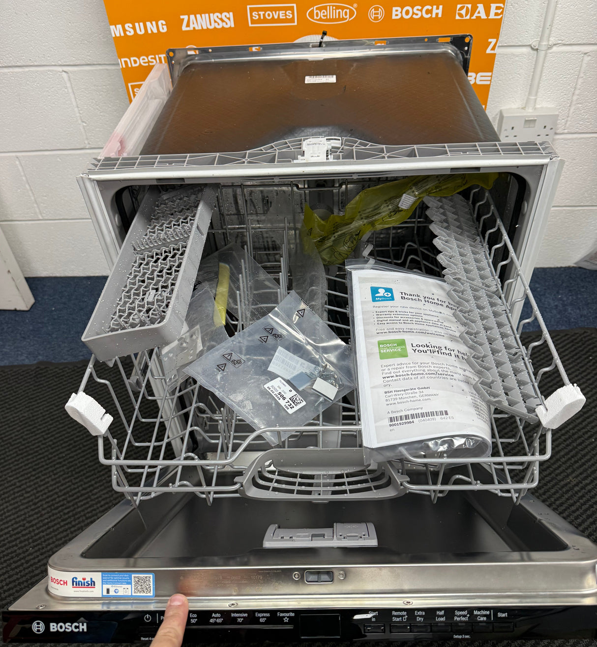 Bosch Series 2 SMV2HTX02G (90) 60cm Fully Integrated Dishwasher with Wi-Fi Enabled Home Connect - D Rated - (Ex Display )- HW182490