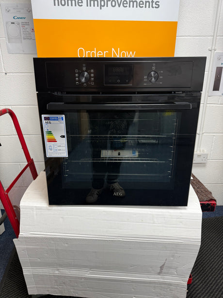 AEG BEX335011B (12) 3000 Series SurroundCook Built-in Electric Single Oven in Black - A Rated - (Ex Display) - HW182212