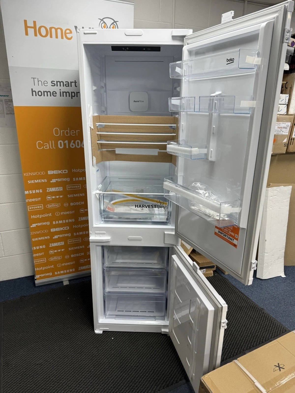 Beko BCNAD473V (65) 70/30 Integrated AeroFlow™  Fridge Freezer with HarvestFresh™ - (Blemished) - HW182365