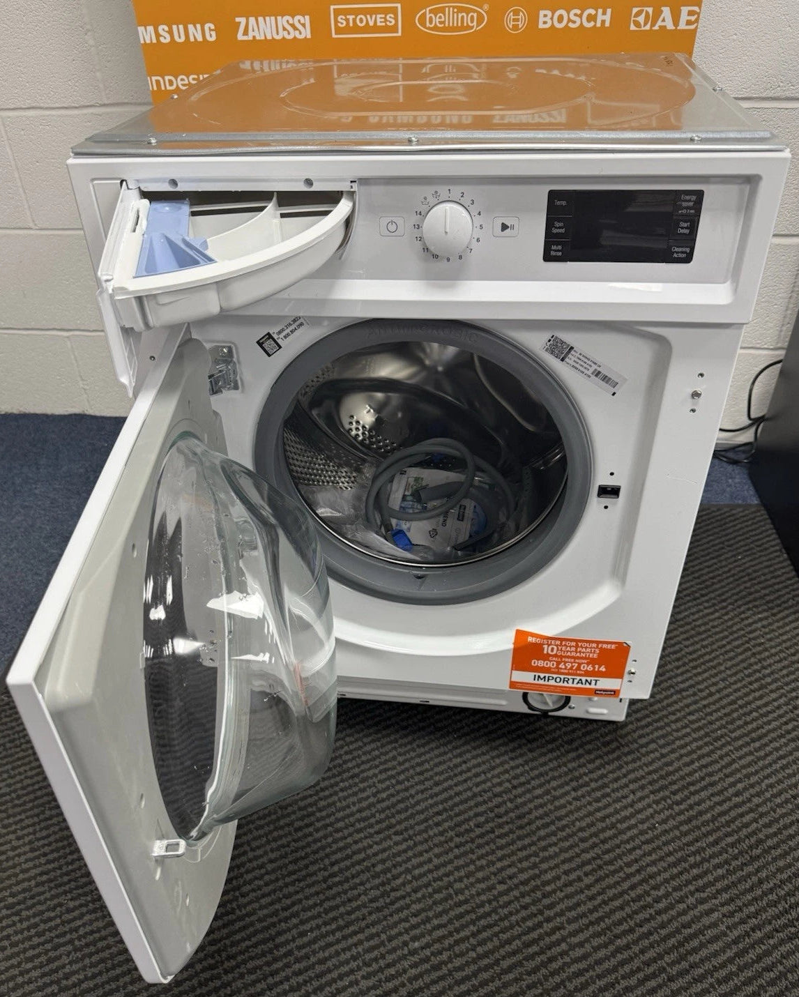 Hotpoint  BI WMHG 91485 UK (11) 9KG 1400RPM Integrated Washing Machine - (Blemished) - HW182411