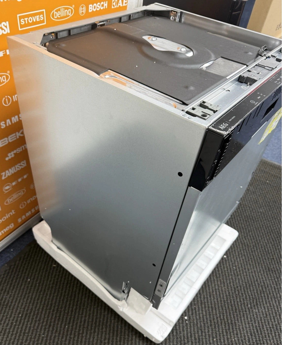AEG GI5200D1SN (82) 5000 Series AirDry Fully Integrated Dishwasher - D Rated - (Ex Display) - HW182482